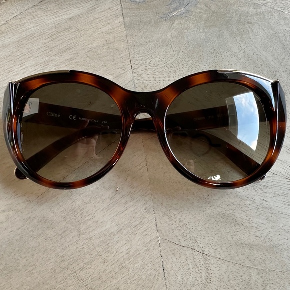 CHLOE Tortoise Shell Cat-eye Sunglasses with Arrow Detail, New - Picture 4 of 11
